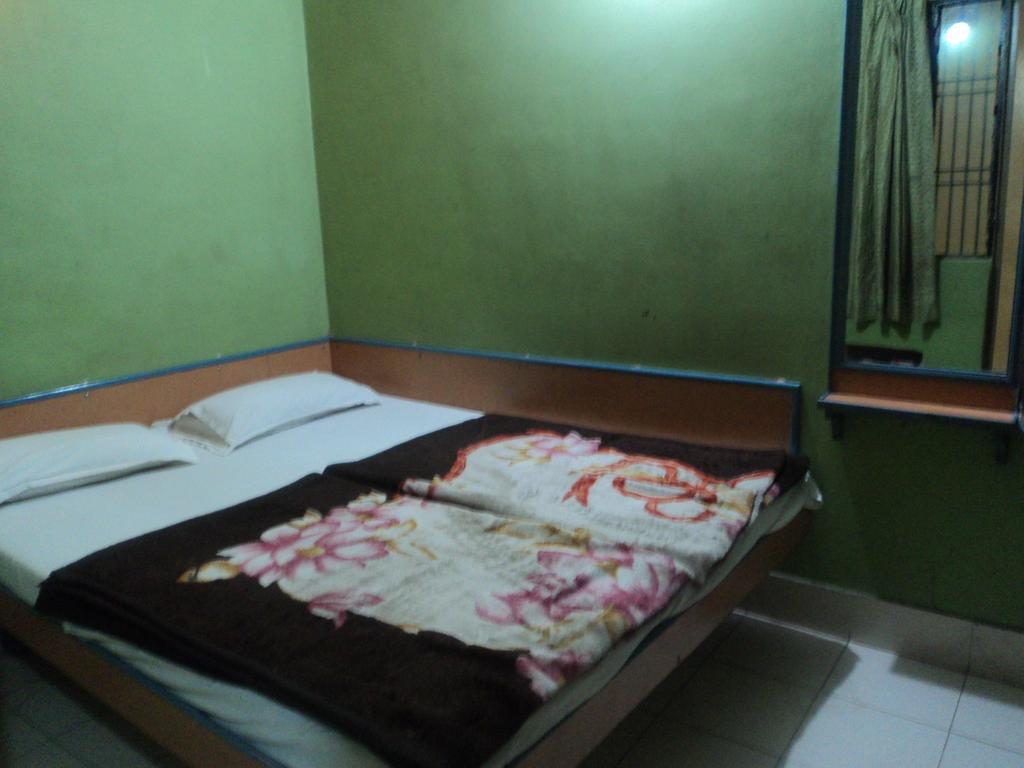 Hotel Jyoti Varanasi エクステリア 写真