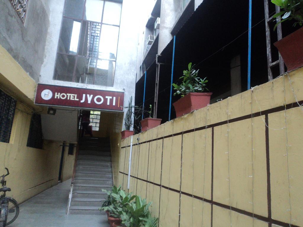 Hotel Jyoti Varanasi エクステリア 写真
